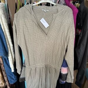 beige nwt american eagle romper
